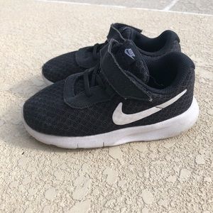 Toddler Nike Tanjun Sneaker